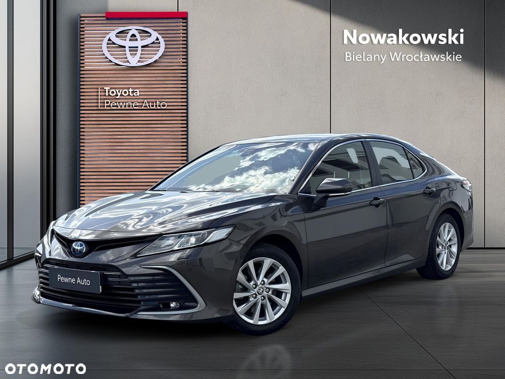 Toyota Camry 2.5 Hybrid Comfort CVT - 1