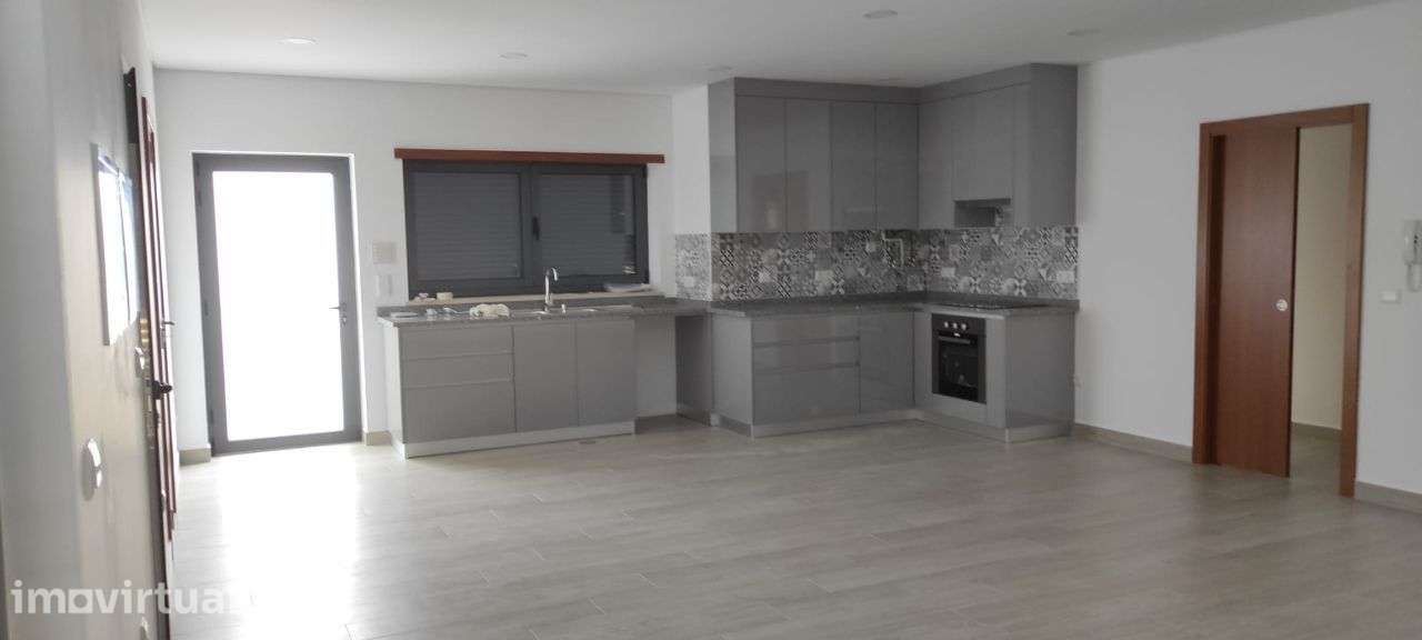 Moradia T3 Térrea - Grande imagem: 4/7