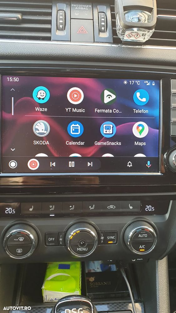 Skoda Octavia 2.0 TDI DSG RS - 11