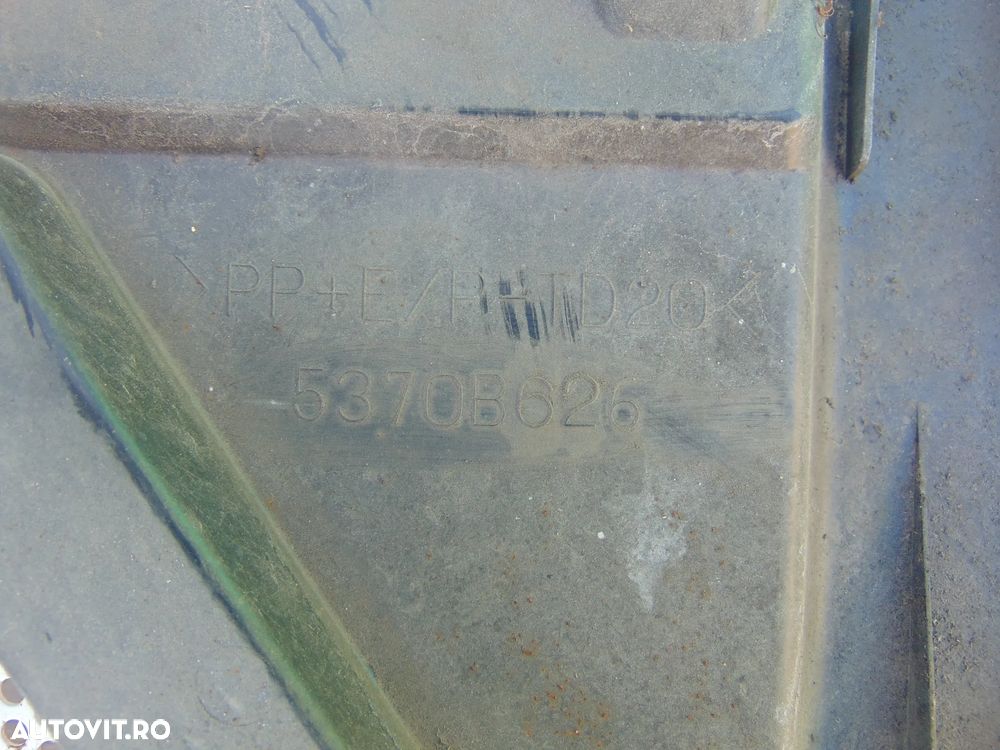 Fusta bara fata Mitsubishi Outlander 3 an 2014-2021 cod 5370b626 prelungire bara fata - 5