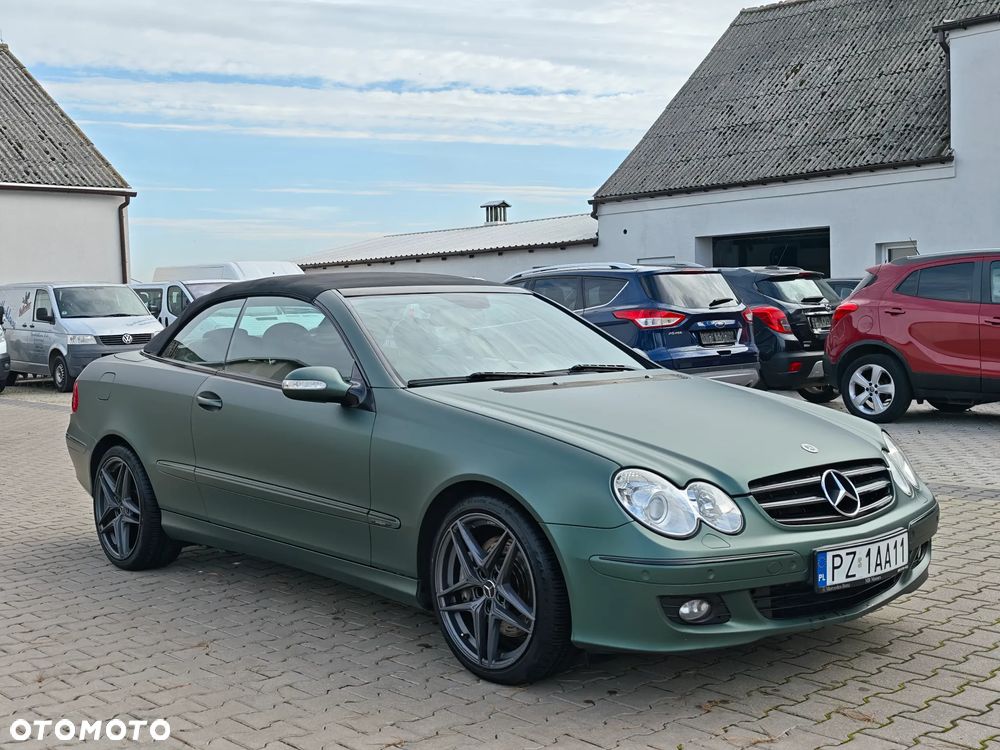 Mercedes-Benz CLK - 19