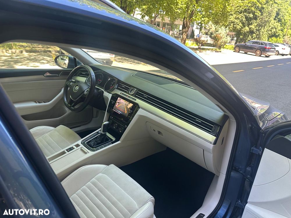 Volkswagen Passat 2.0 TDI DSG R Executive - 13