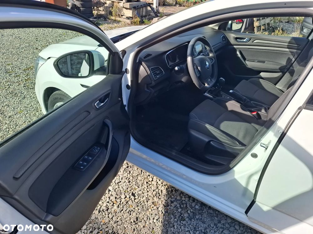 Renault Megane 1.3 TCe FAP Life - 15