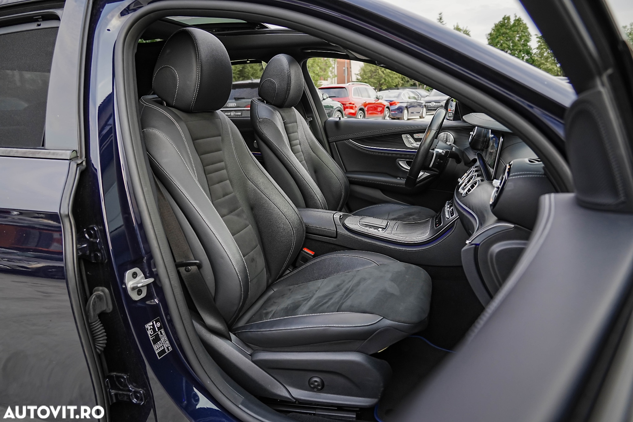 Mercedes-Benz E 350e 9G-TRONIC AMG Line - 16