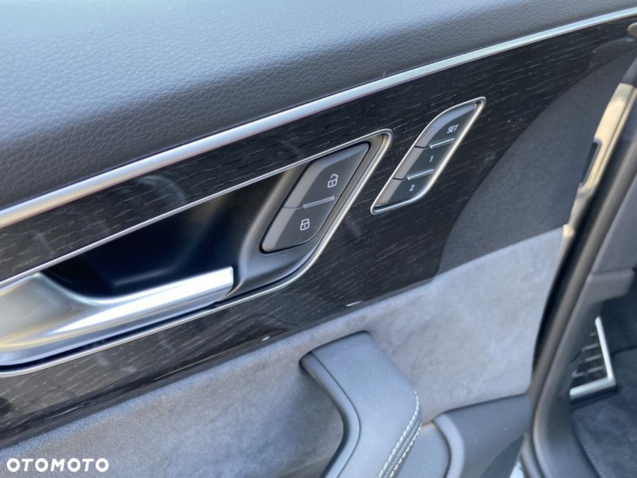 Audi Q8 - 13