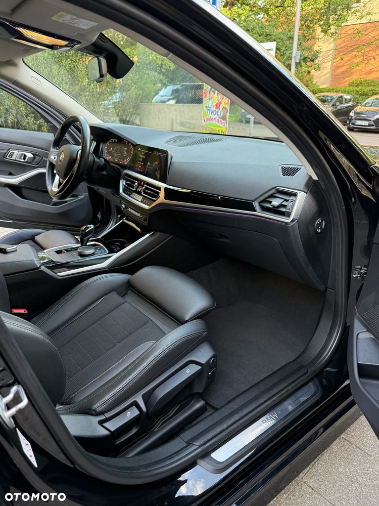 BMW Seria 3 320d Touring xDrive Sport Line - 8