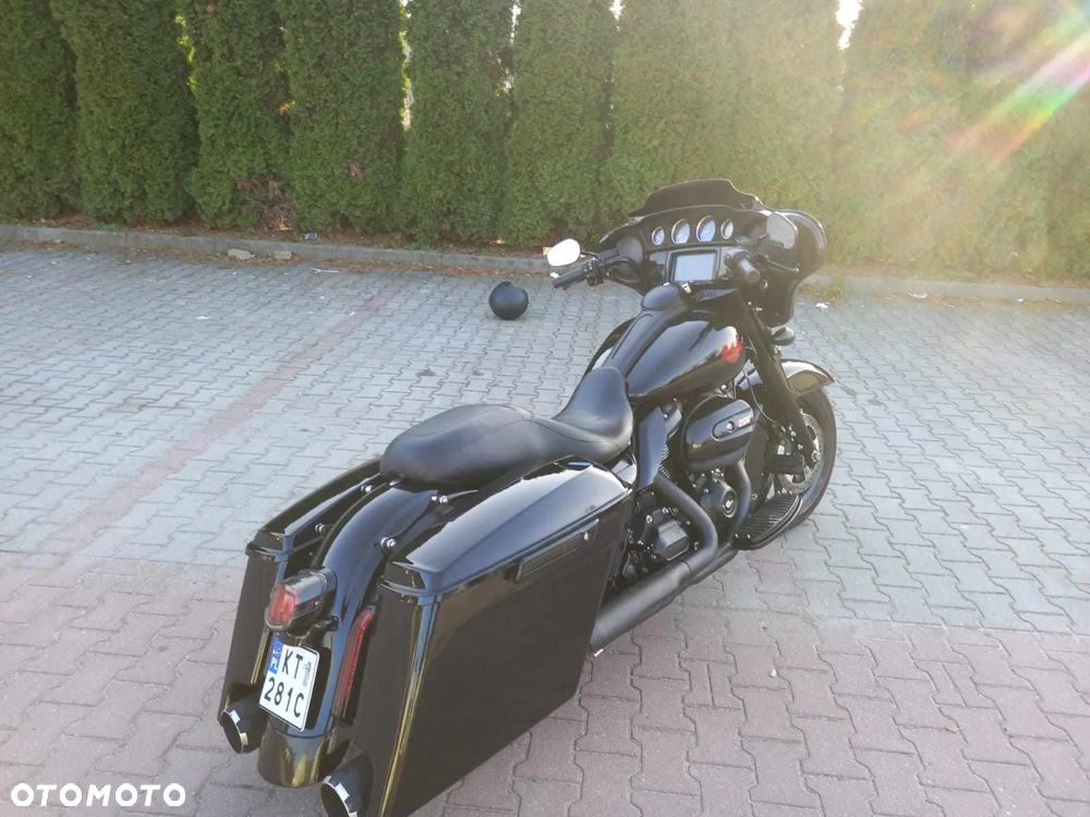 Harley-Davidson Touring Electra Glide - 21