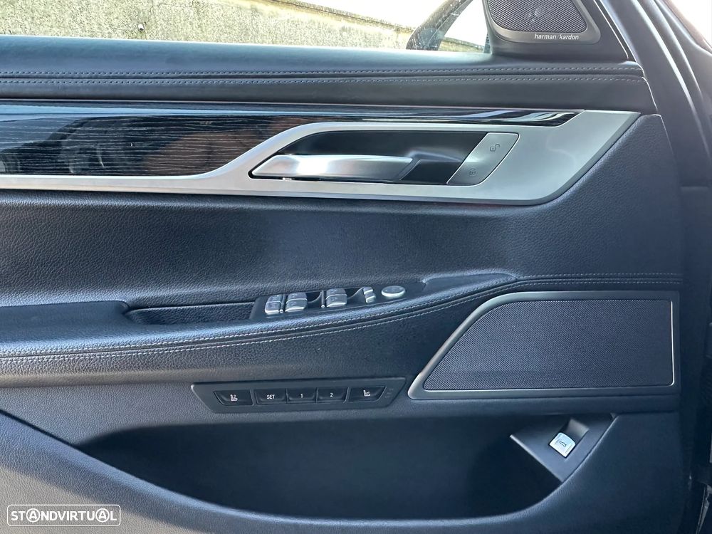 BMW 730 d Auto - 28