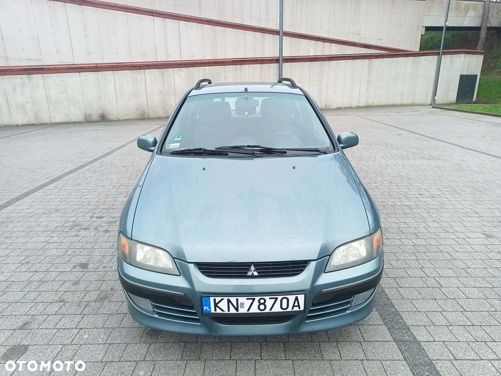 Mitsubishi Space Star 1.6 Avance - 11