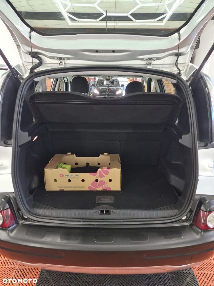 Citroën C3 Picasso 1.6 HDi Exclusive - 10