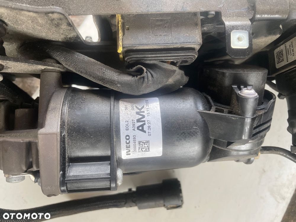 Iveco Daily kompresor sterownik zawieszenia pneumatycznego - 2