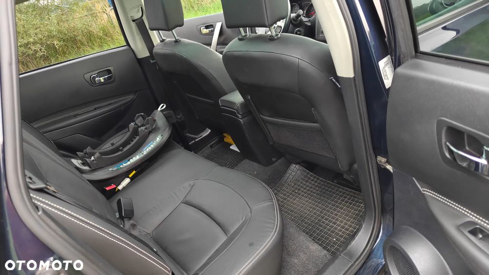 Nissan Qashqai 2.0 dCi 4x4 Tekna Premium - 8