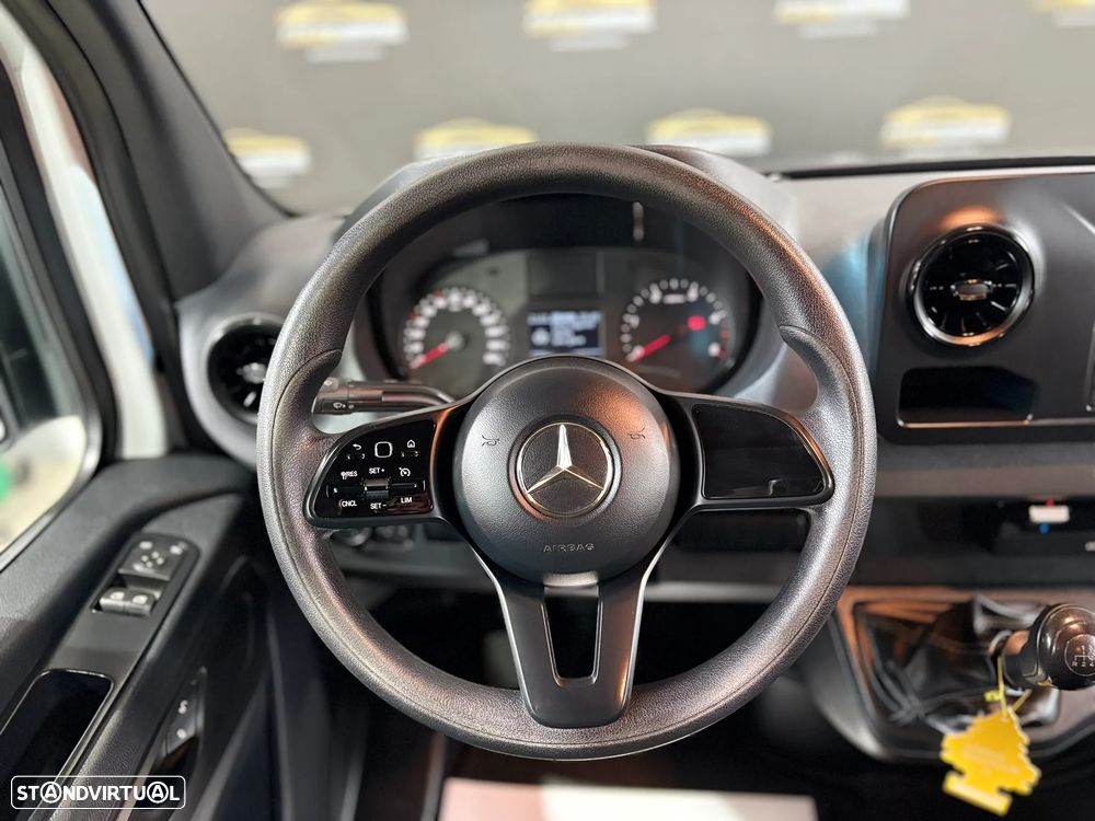 Mercedes-Benz Sprinter 514 Cabine Dupla Basculante - 9