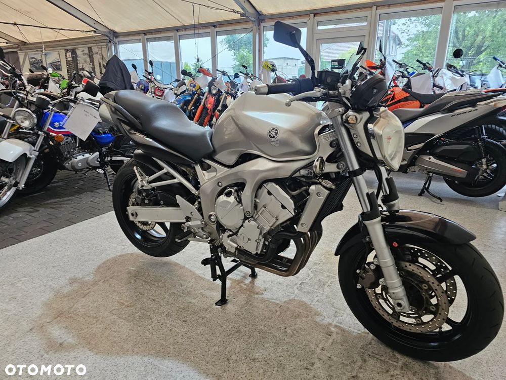 Yamaha FZ - 34