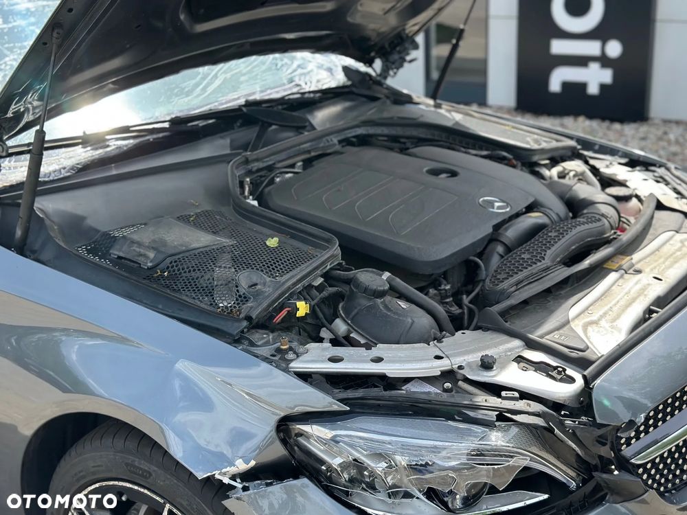 Mercedes-Benz Klasa C 200 4MATIC 9G-TRONIC - 12
