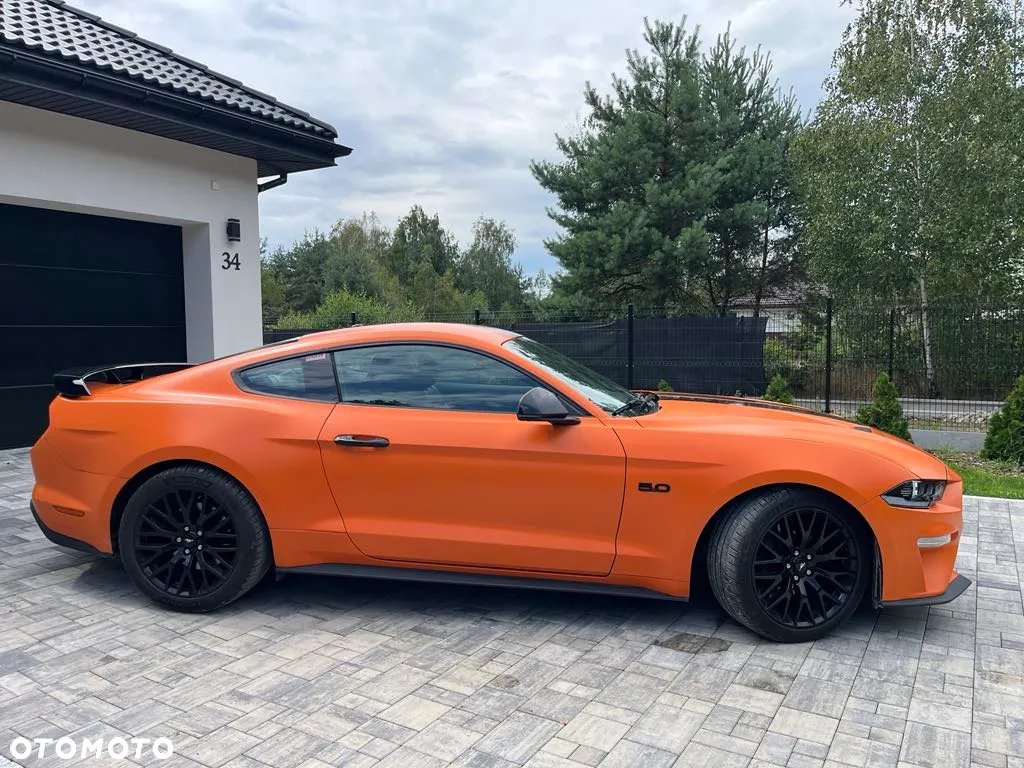 Ford Mustang 5.0 V8 GT - 2