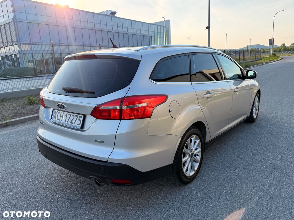 Ford Focus 1.5 EcoBoost Titanium ASS - 8