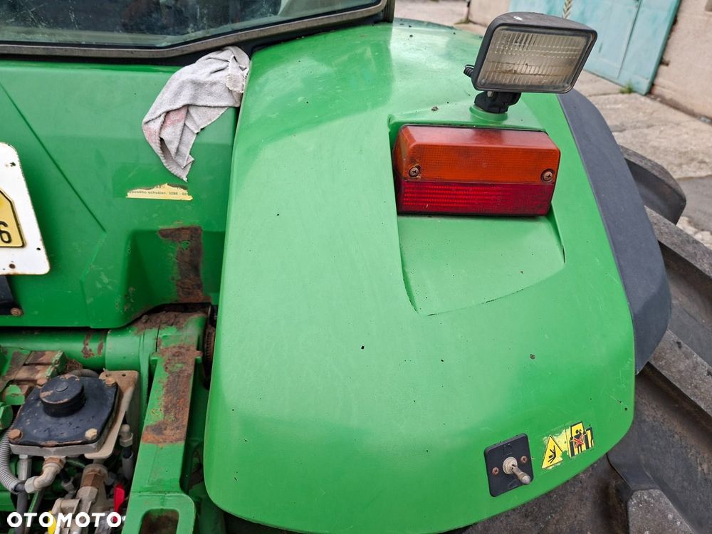 John Deere 8210 4X4 - 40