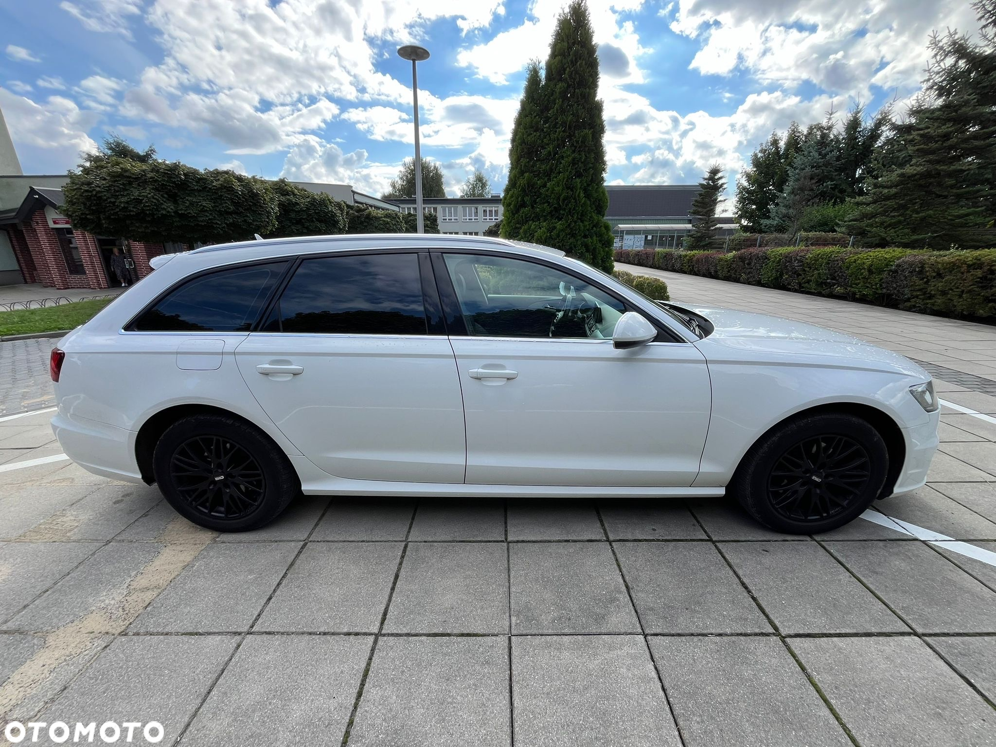 Audi A6 Avant 2.0 TDI ultra S tronic - 19