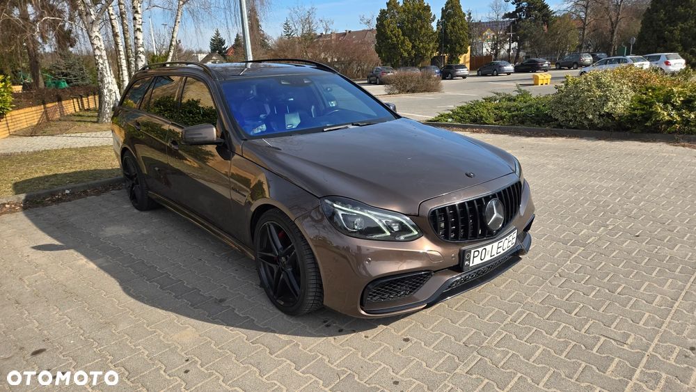 Mercedes-Benz Klasa E - 2