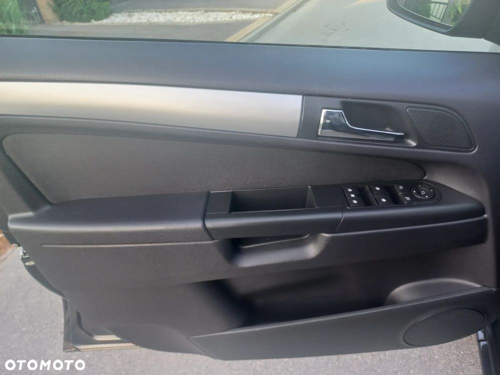 Opel Zafira 1.8 Innovation 110 Jahre - 37
