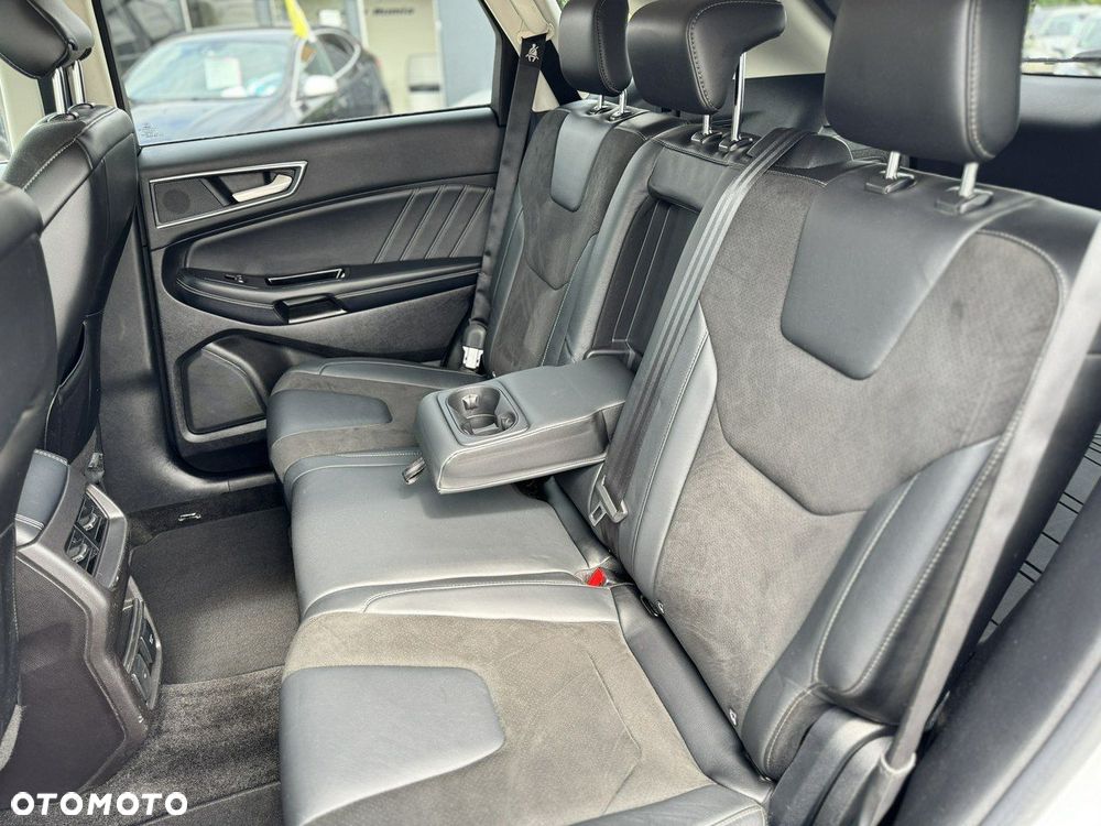 Ford Edge - 36