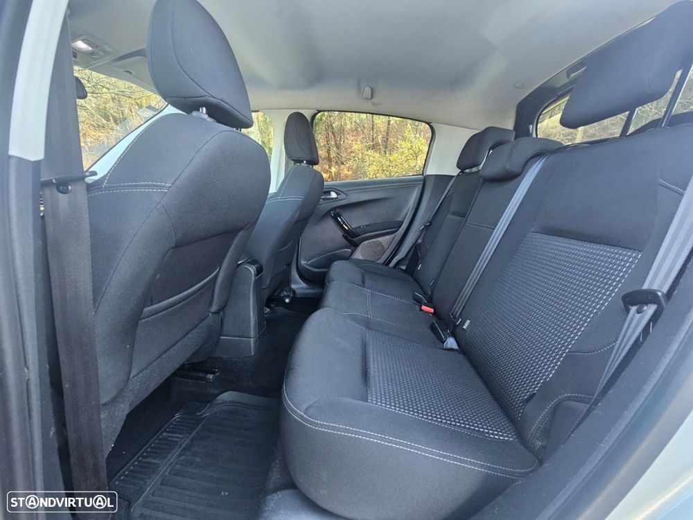 Peugeot 208 Blue-HDi 100 Stop&Start Allure - 16