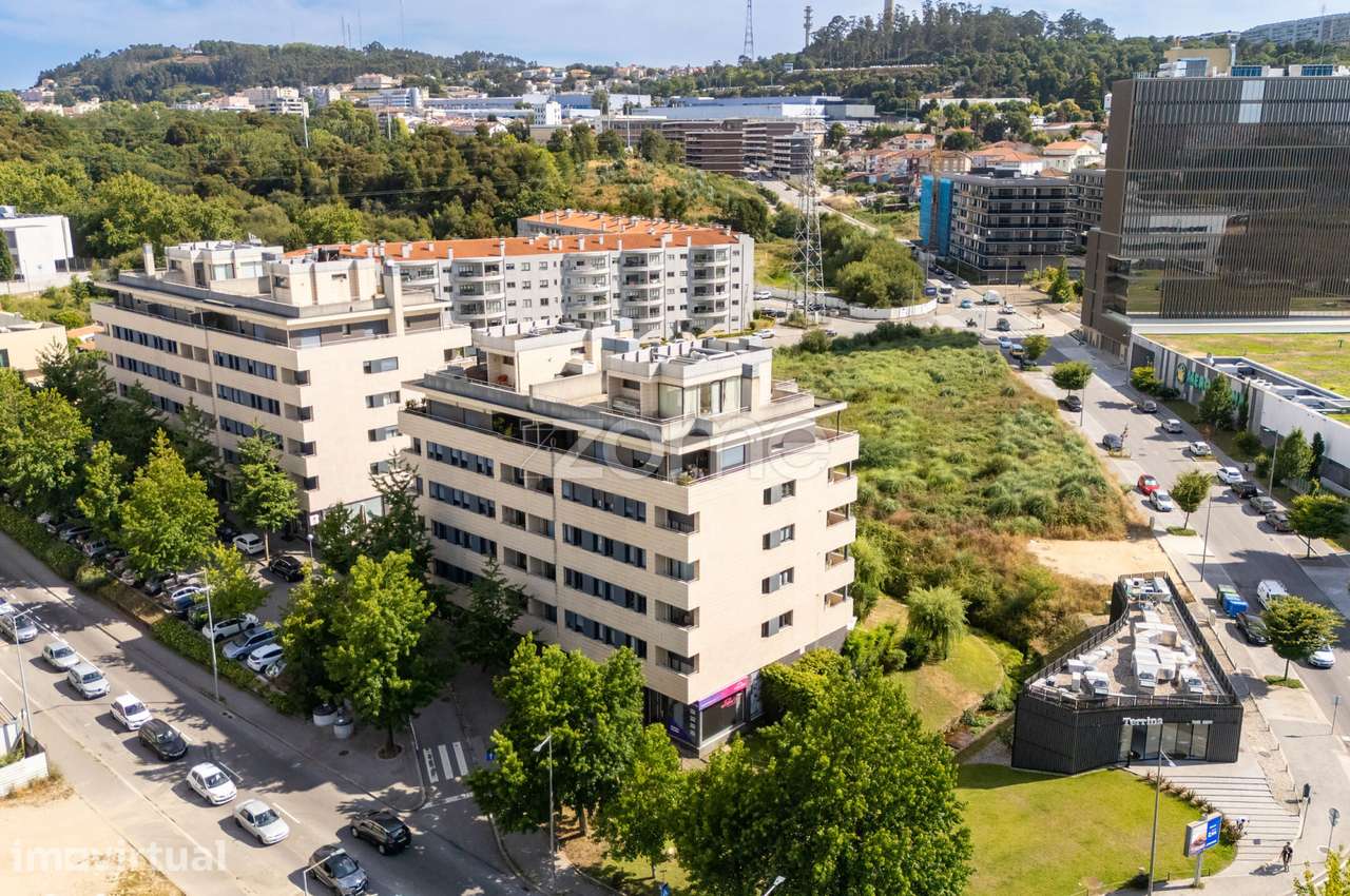 Apartamento T3 inserido em condomínio com jardim, Vila Nova de Gaia - Grande imagem: 3/32