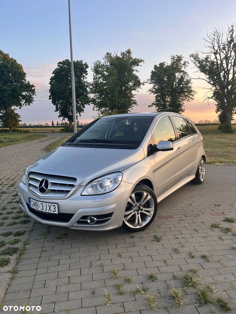 Mercedes-Benz Klasa B - 1