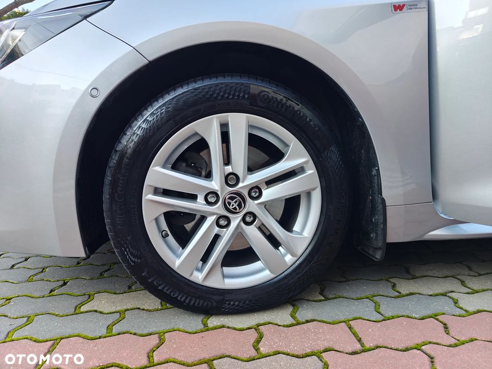 Toyota Corolla 2.0 Hybrid Comfort - 17