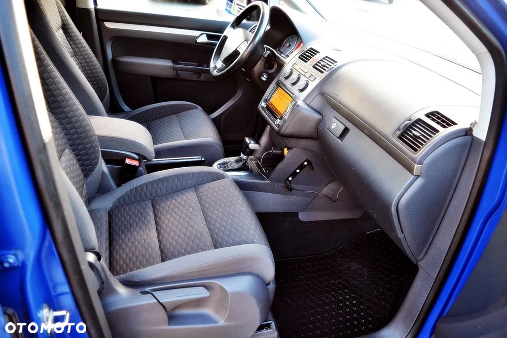 Volkswagen Touran 2.0 TDI DSG United - 7