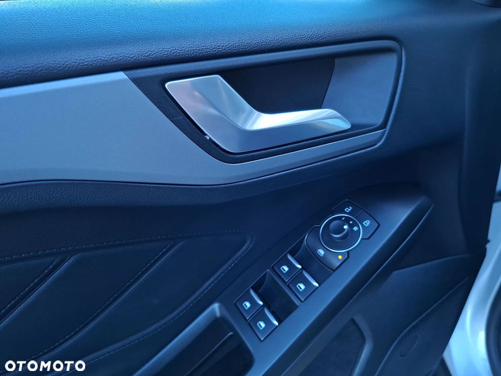 Ford Focus 1.5 EcoBlue Connected - 17