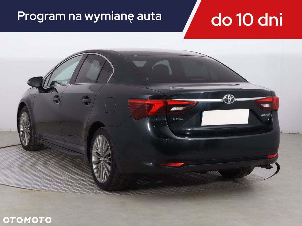 Toyota Avensis - 6