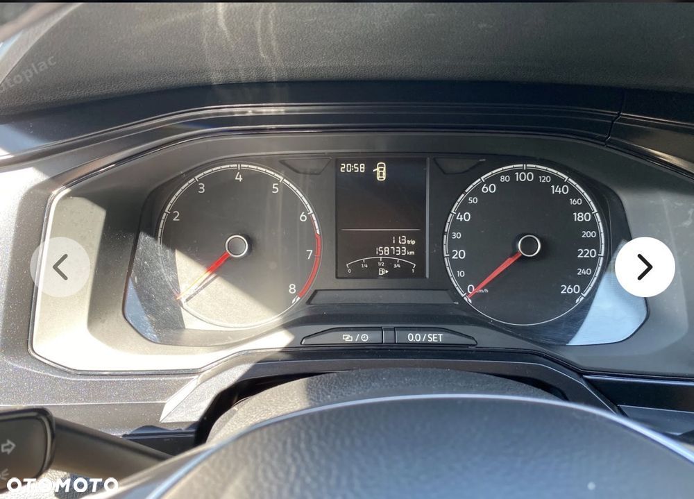 Volkswagen Polo - 8