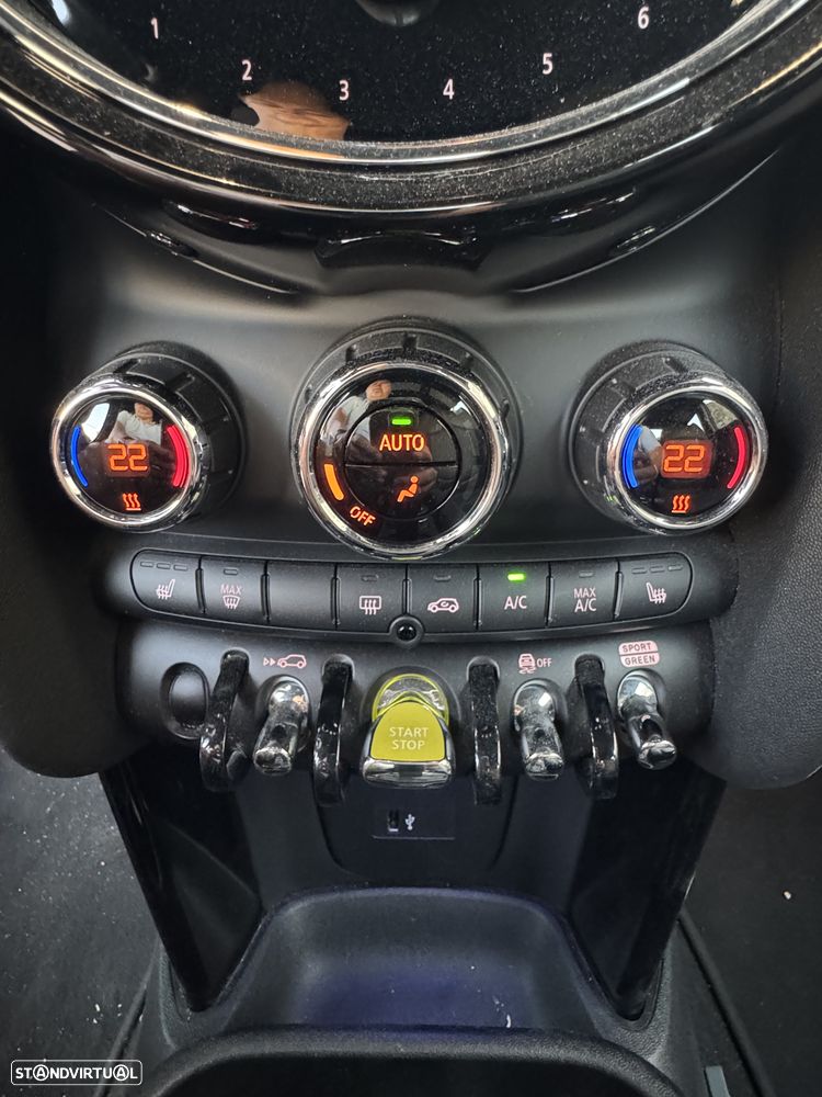 MINI 3 Portas Cooper SE Premium Classic - 14