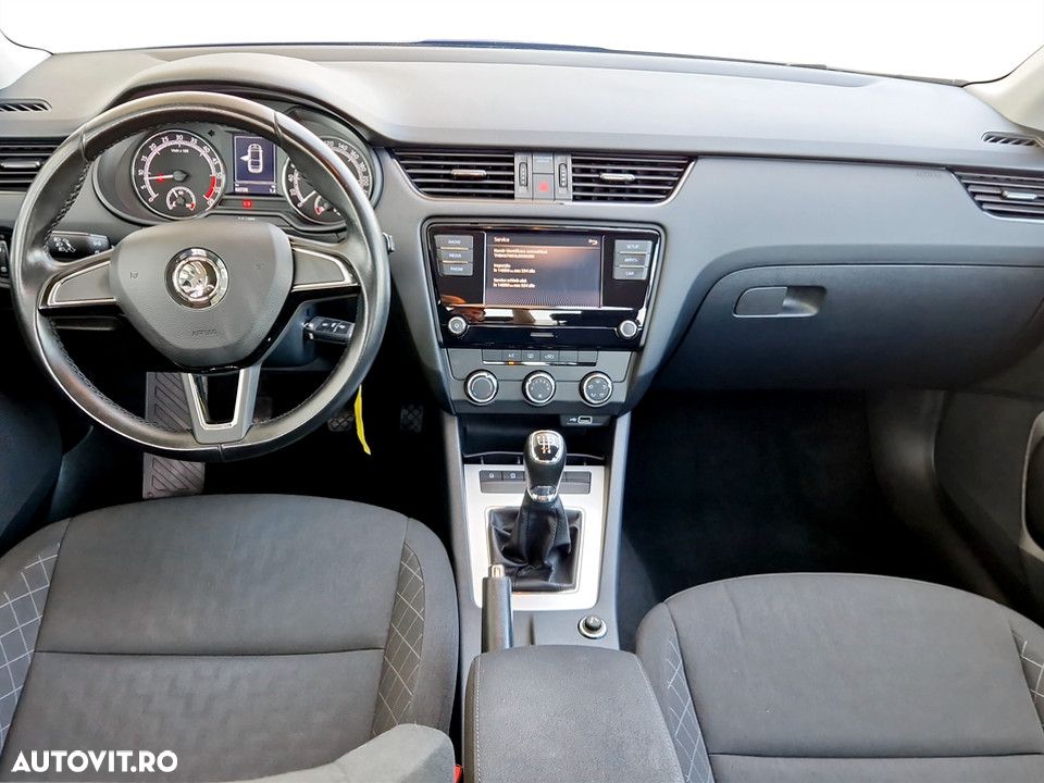 Skoda Octavia - 14