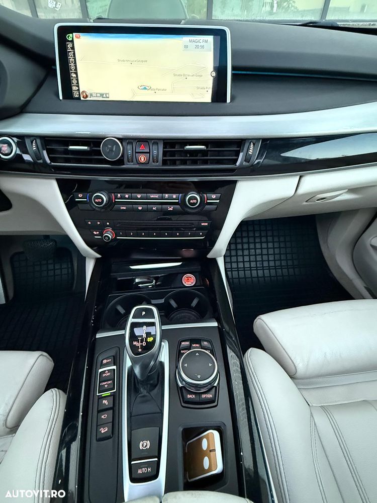 BMW X5 xDrive30d Sport-Aut. - 28