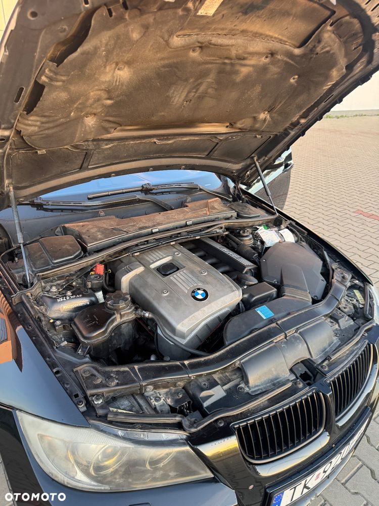 BMW Seria 3 330i - 14