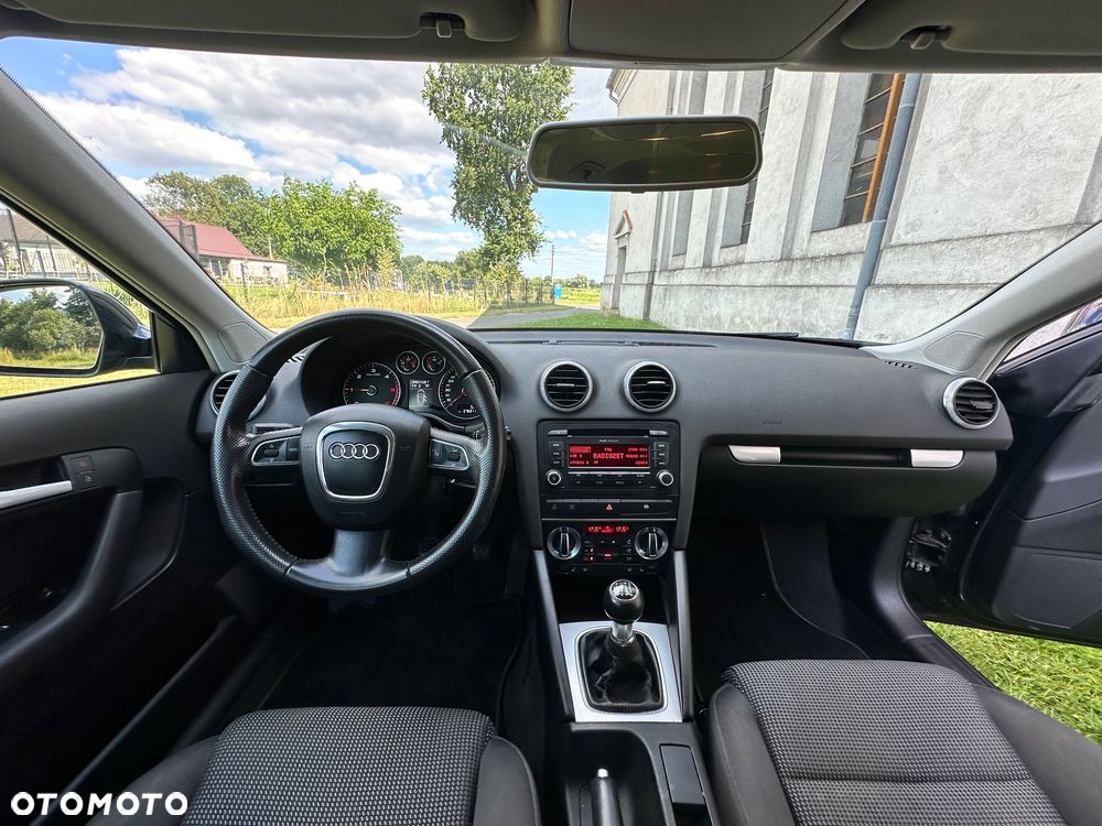 Audi A3 Sportback 2.0 TDI DPF Ambition - 31