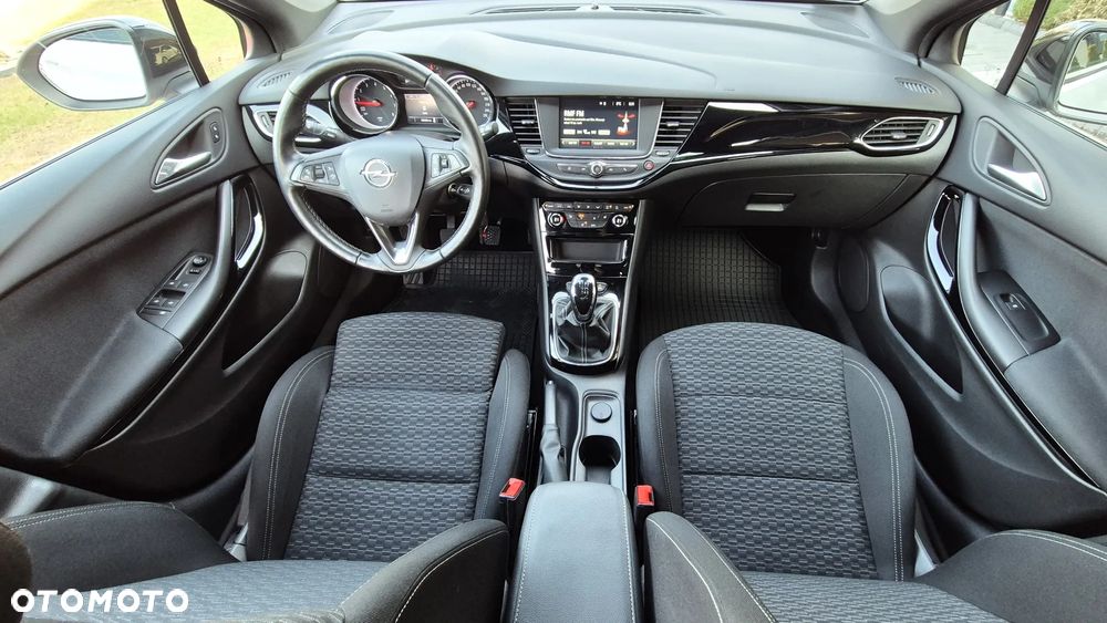 Opel Astra 1.6 T Dynamic S&S - 14