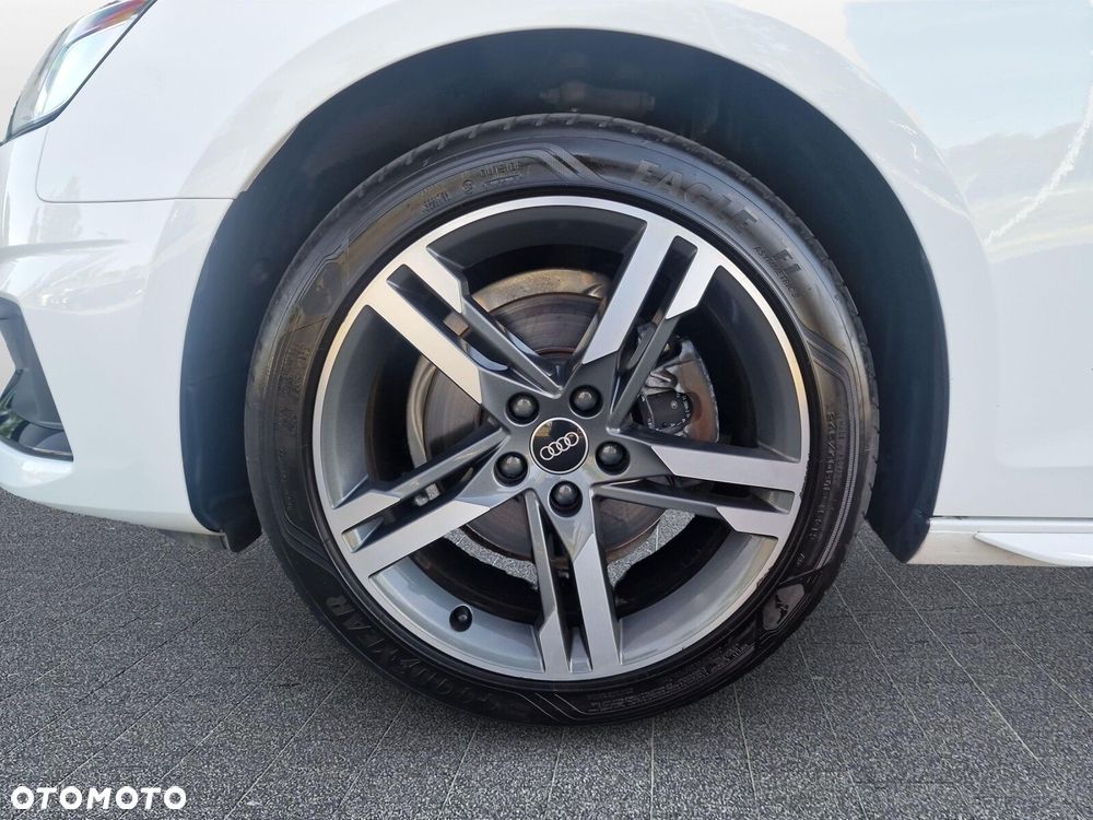 Audi A4 Limousine 35 TFSI mHEV Advanced S tronic - 17