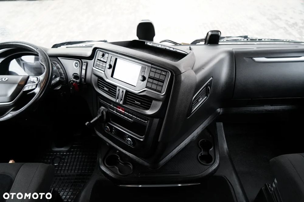 Iveco S-WAY / 460 / RETARDER / LNG - 31