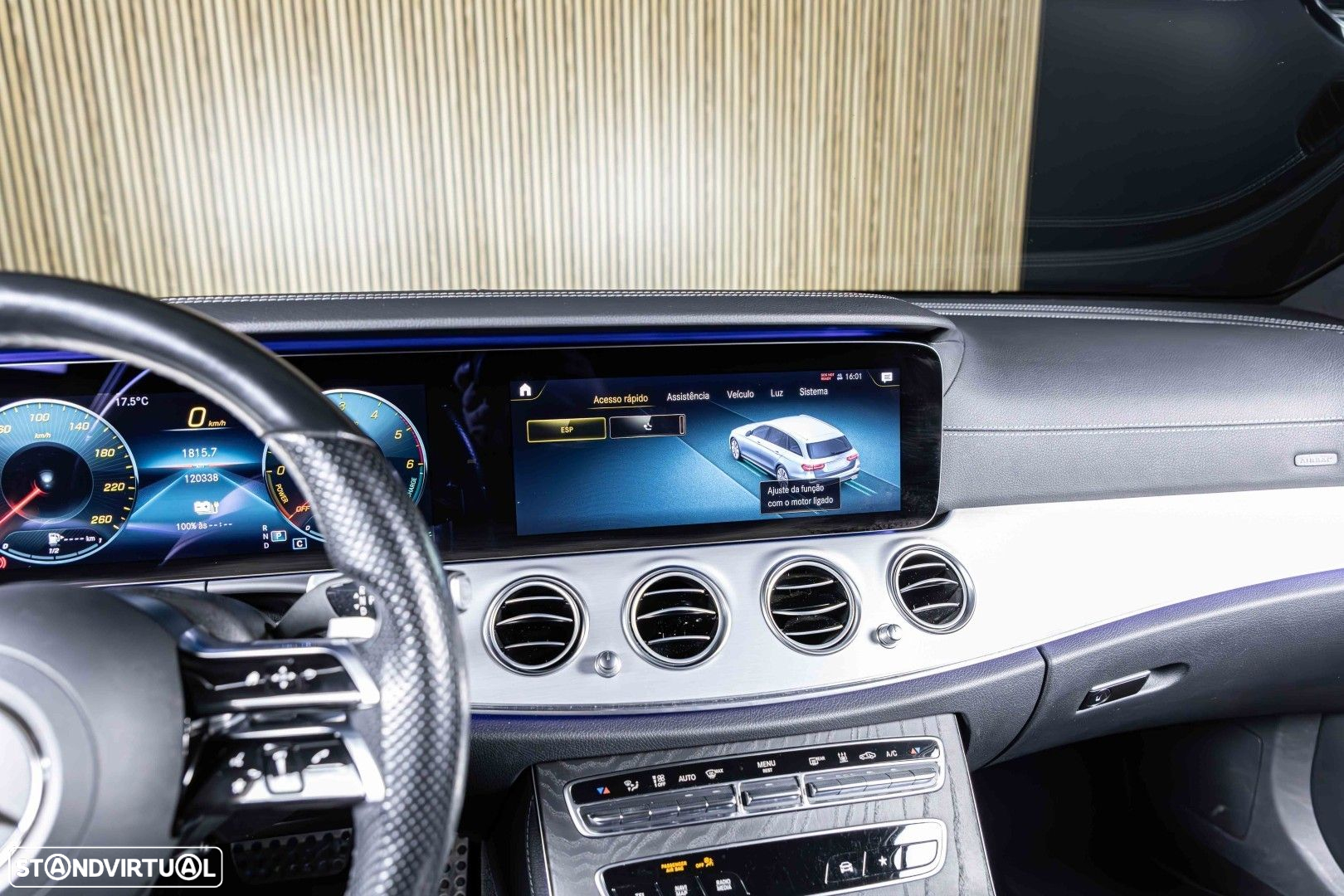 Mercedes-Benz E 300 de AMG Line - 26