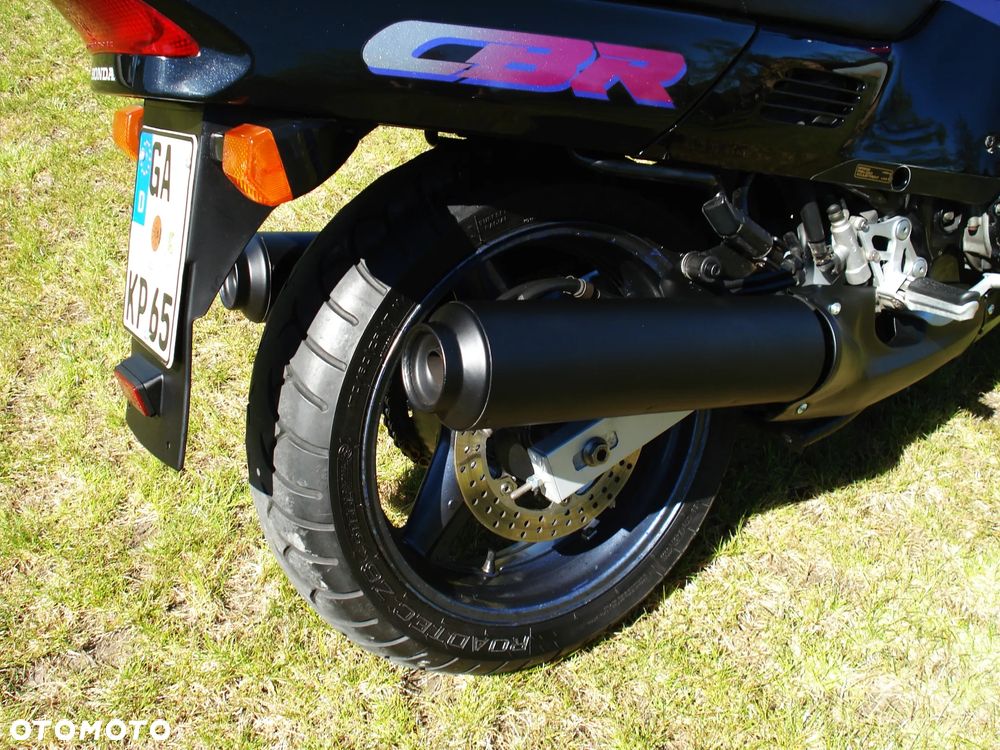 Honda CBR - 3