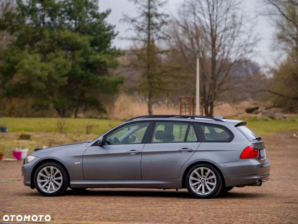 BMW Seria 3 320i Edition Exclusive - 7