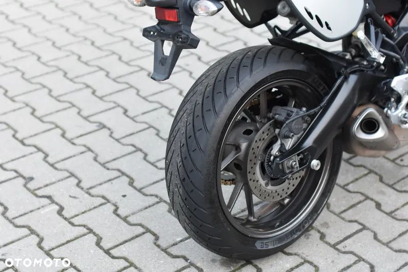 Yamaha MT - 15