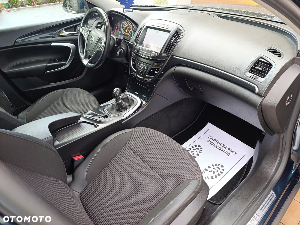 Opel Insignia - 18