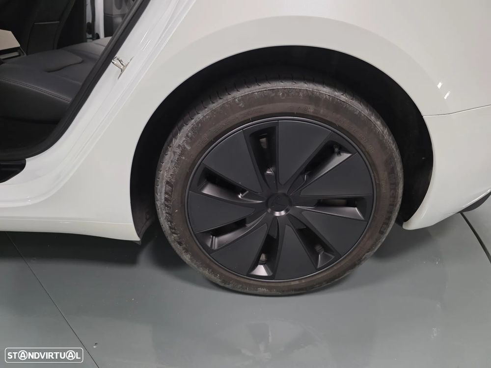 Tesla Model 3 Tração Traseira Premium - 26