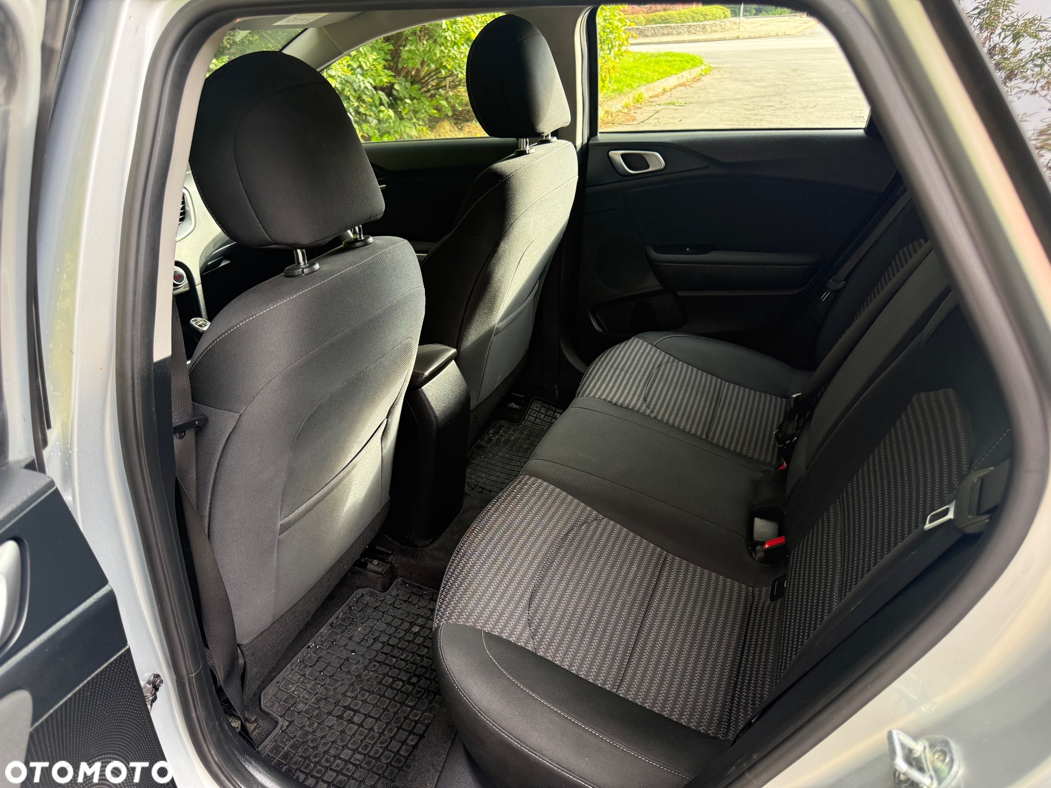 Kia Ceed 1.5 T-GDI M - 25