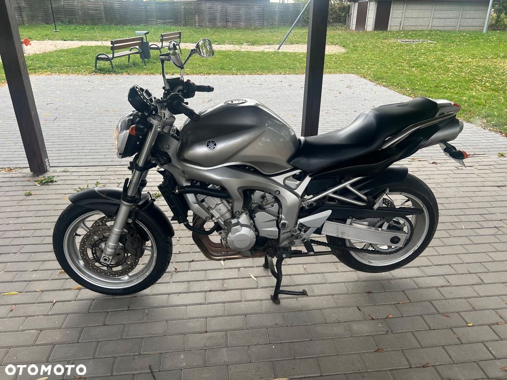 Yamaha FZ6